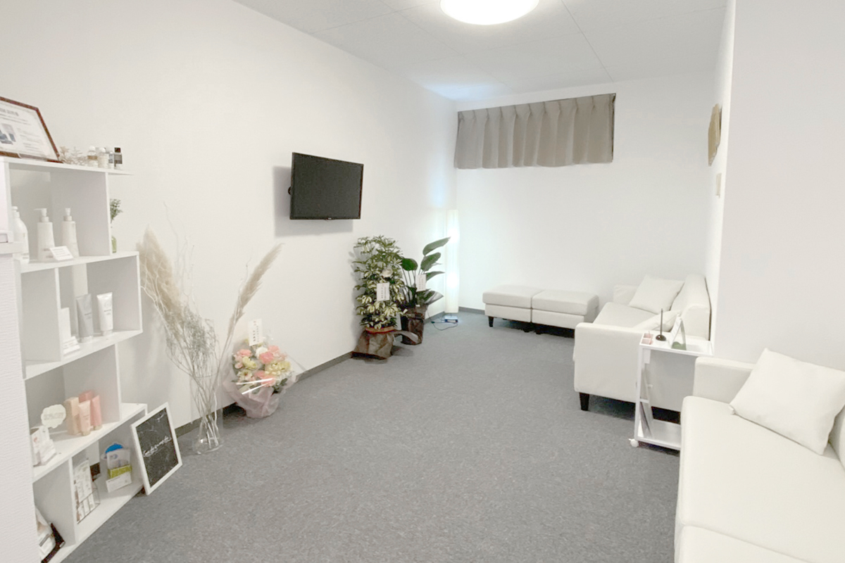 レグルスゼロ岡山店 待合室