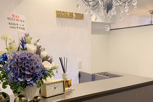 レグルスゼロ新宿店内観カウンター